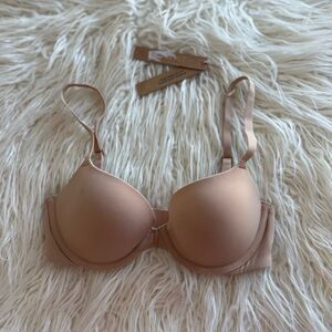 Skims Fits Everybody Push up Bra Clay Size 30C
